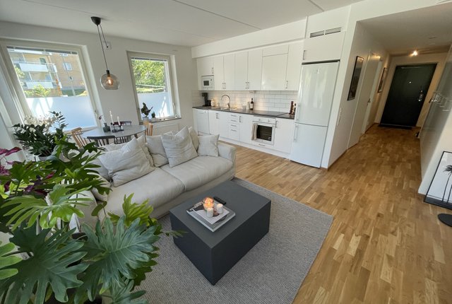 Sköndalsvägen 82, Sköndal - bild 1