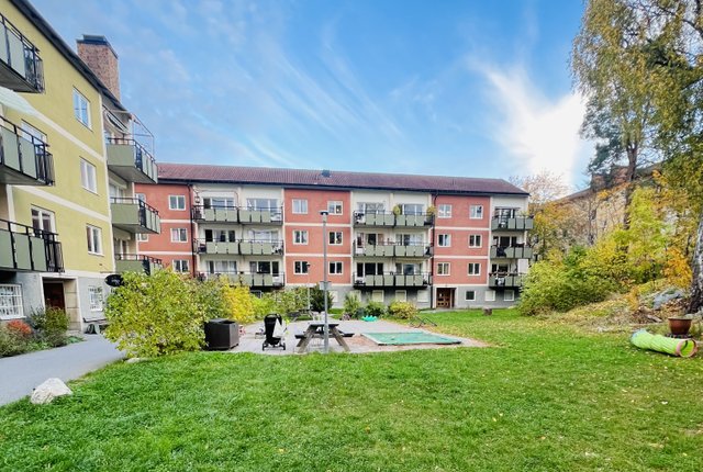 Rusthållarvägen 109, Bagarmossen - bild 1