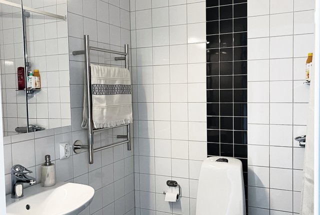 Sadelgatan 24, Täby - bild 1
