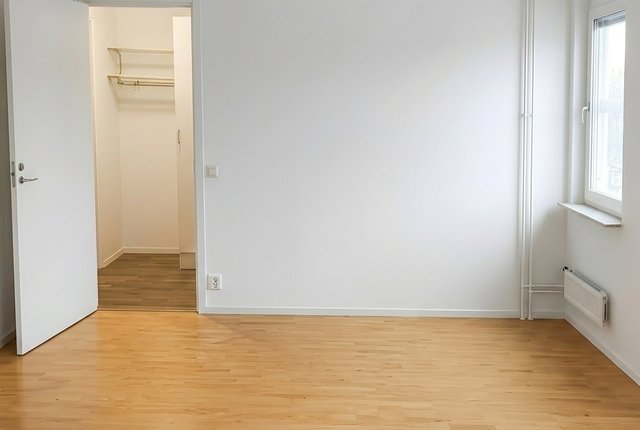 Runstensvägen 1, Handen - bild 3