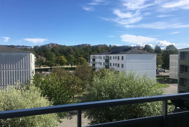 Briljantgatan 12, Västra Frölunda - bild 1