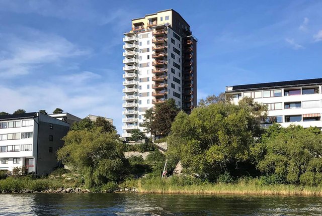 Strandliden 22, Hässelby - bild 1