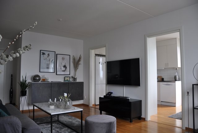 Råcksta gårdsväg 19, Vällingby - bild 1