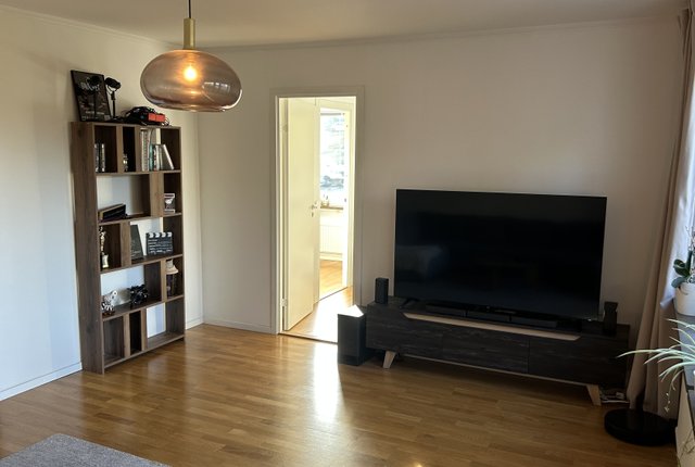 Vallhornsvägen 5, Skogås - bild 2
