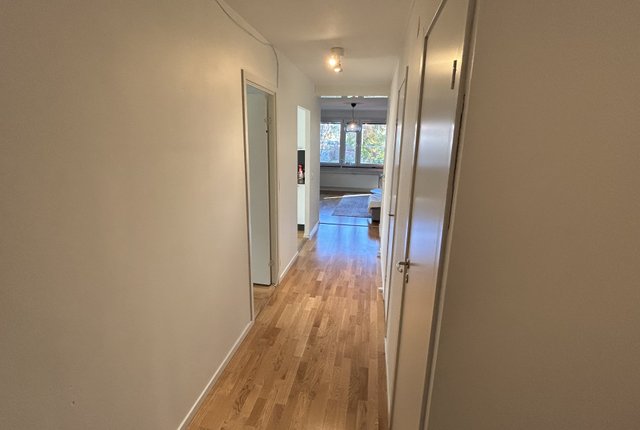 Vallhornsvägen 5, Skogås - bild 6
