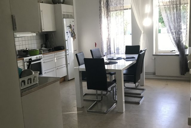 Varbergsvägen 35, Borås - bild 1