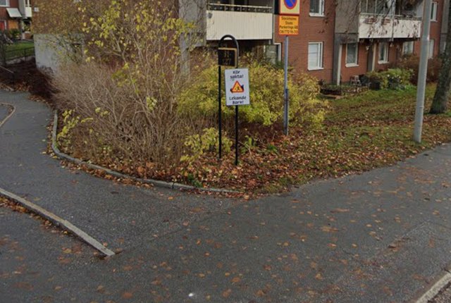 Byälvsvägen 127, Bagarmossen - bild 1