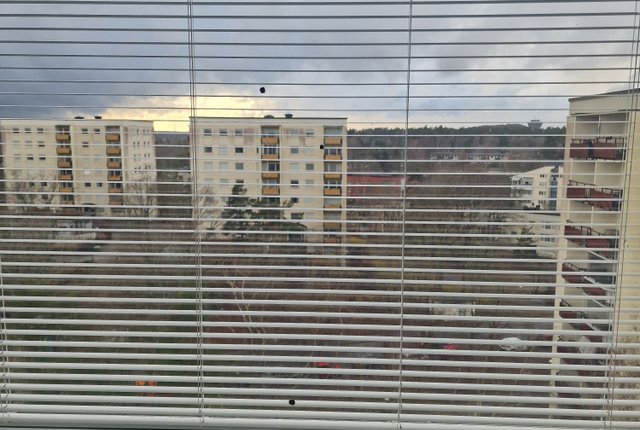 Molkomsbacken 28, Farsta - bild 1