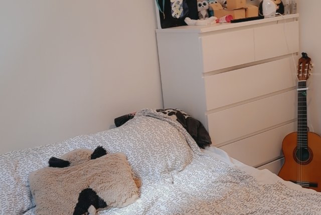 Postflyget 25, Torslanda - bild 1