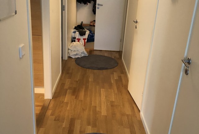 Vallhornsvägen 5, Skogås - bild 1