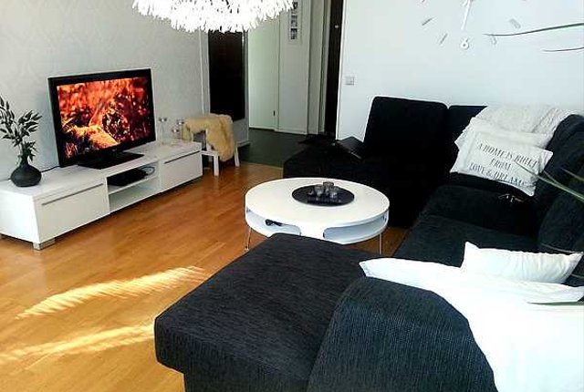 Skvadronsbacken 53, Sundbyberg - bild 1