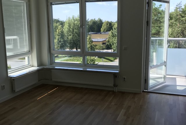 Bergfotensvängen 1, Tyresö - bild 1