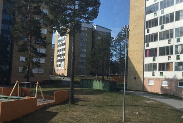 Bergvägen 28, Kungsängen - bild 1