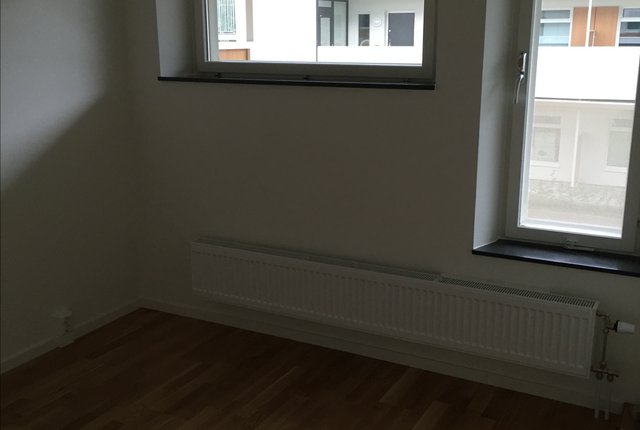 Arkens Väg 15, Handen - bild 6