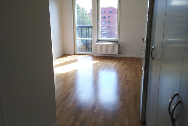 Solskensvägen 21, Tullinge - bild 1