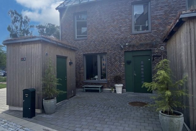 Berguven 29, Hovås - bild 1