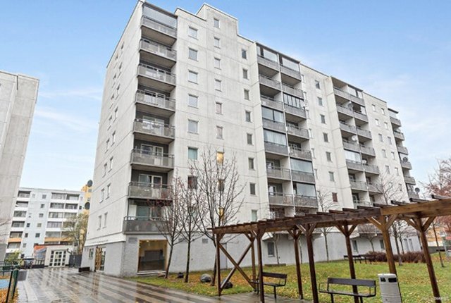 Bergengatan 6, Kista - bild 1