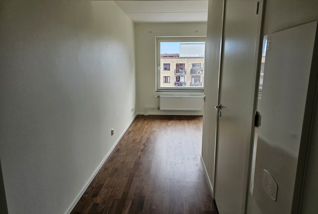 Hägerneholmsvägen 12, Täby - bild 3