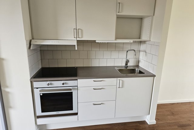 Hägerneholmsvägen 12, Täby - bild 4