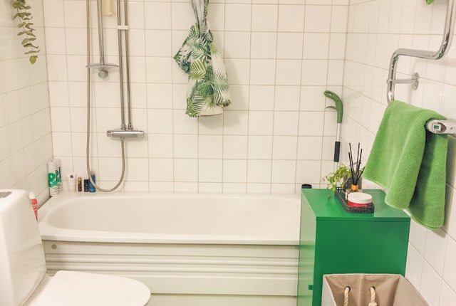 Poseidons gränd 3, Handen - bild 1