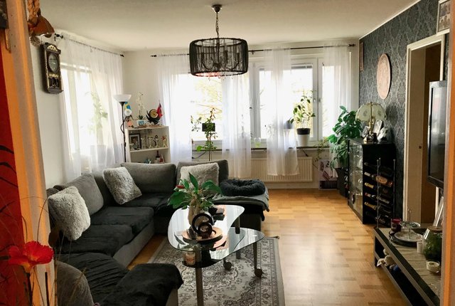 Vallhornsvägen 12, Skogås - bild 7