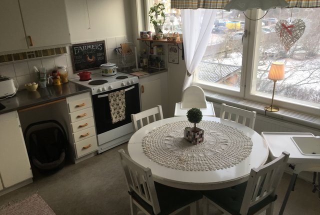 Rönnholmsgränd 28, Skärholmen - bild 2