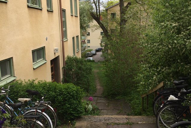 Minnebergsvägen 28, Bromma - bild 1