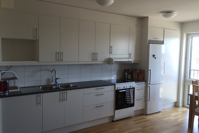 Arkens Väg 28, Handen - bild 3