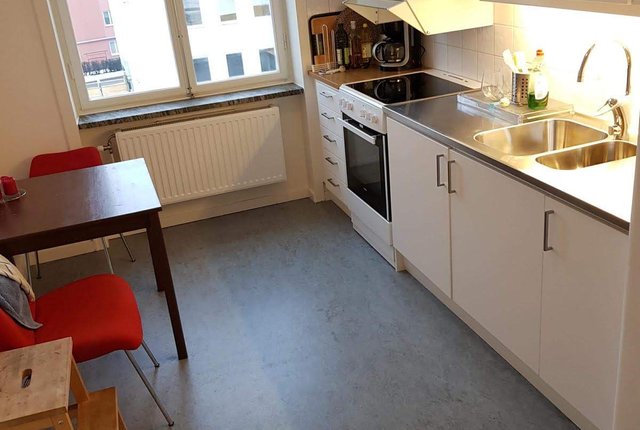 Råsundavägen 103, Solna - bild 1
