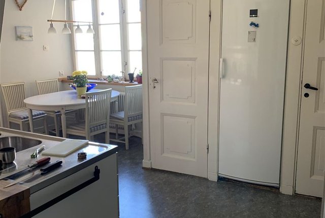 Kyrkogatan 12, Enköping - bild 1