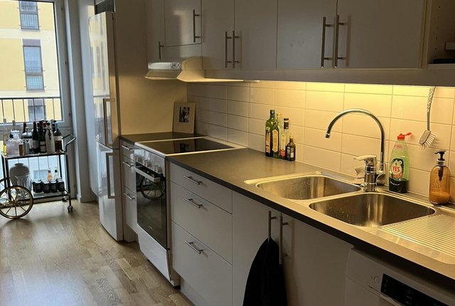 Arkens Väg 28, Handen - bild 3