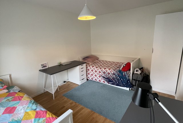 Finnstastigen 42, Bro - bild 1