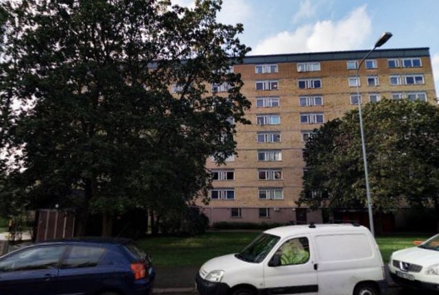 Oxelvägen 15, Älta - bild 1