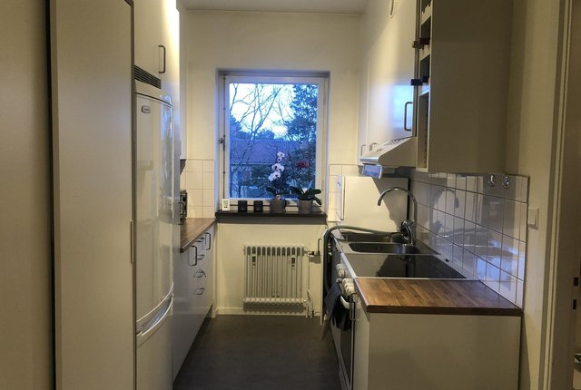 Mellanbergsvägen 77, Hägersten - bild 1
