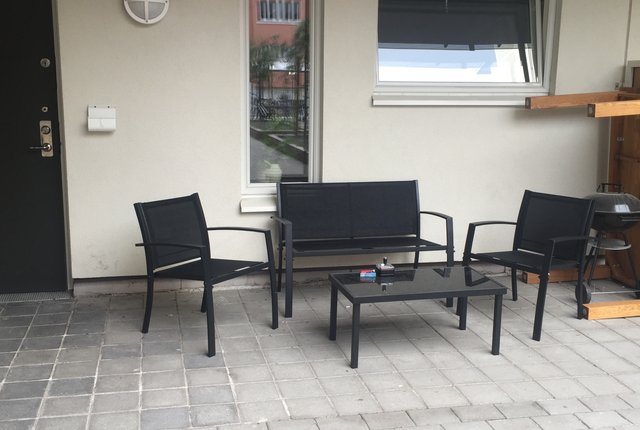 Arkens Väg 26, Handen - bild 1