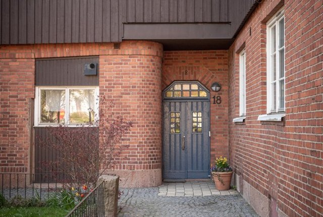 Uddevallaplatsen 18, Göteborg - bild 1