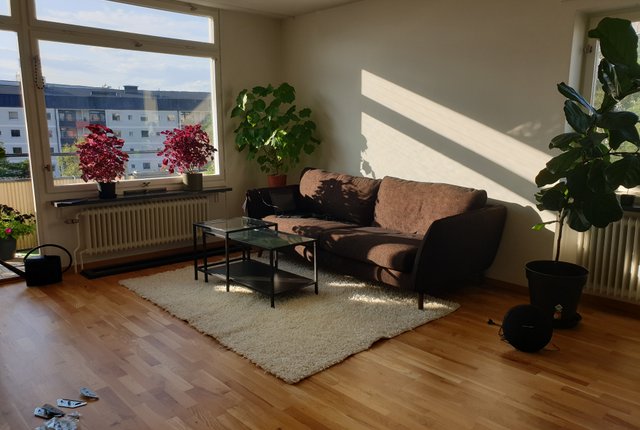 Vindruvsbacken 11, Hässelby - bild 1