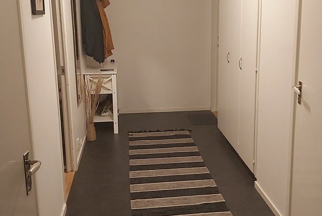Stångholmsbacken 46, Skärholmen - bild 1