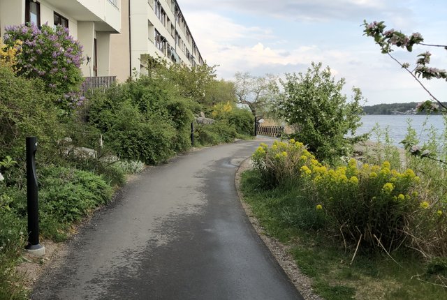 Strandliden 6, Hässelby - bild 1