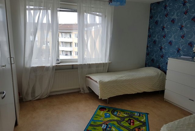 Carl Bondes väg 26, Hässelby - bild 1