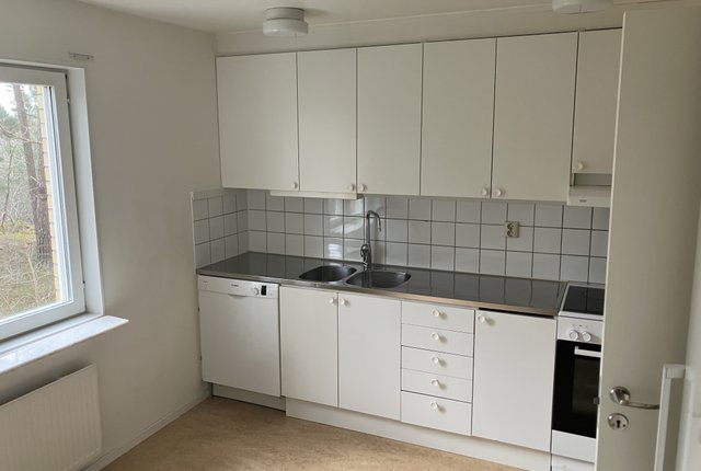 Flygkårsvägen 51, Täby - bild 1