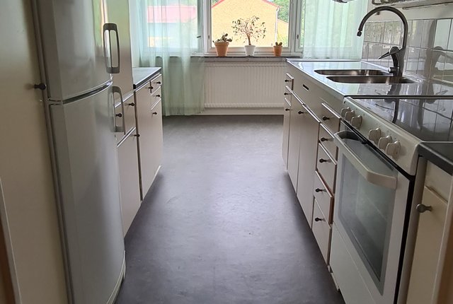 Björkvallavägen 10E, Upplands Väsby - bild 1