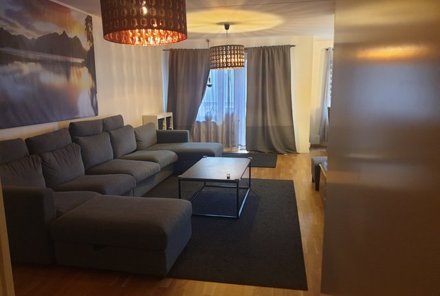 Turebergs allé 38, Sollentuna - bild 1