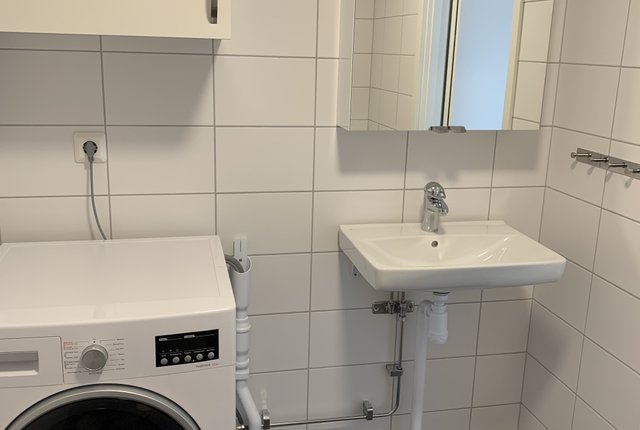 Sirapsvägen 28, Farsta - bild 1