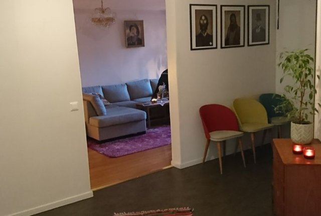 Örnens väg 50, Handen - bild 2