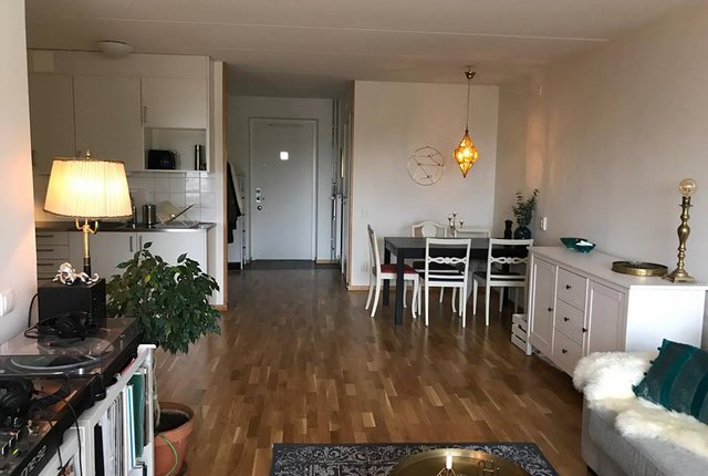 Karin Larssons Väg 3, Sköndal - bild 1