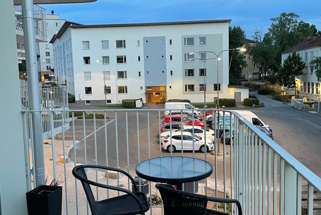 Sirapsvägen 28, Farsta - bild 1