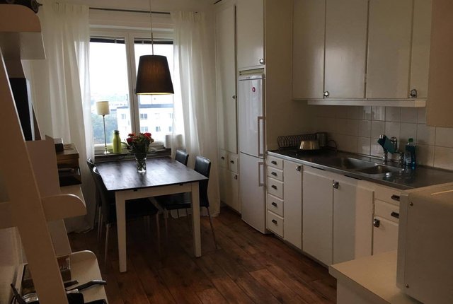 Ekensbergsvägen 91, Solna - bild 1