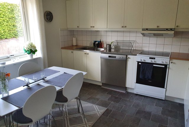 Ekarevägen 20, Varberg - bild 1
