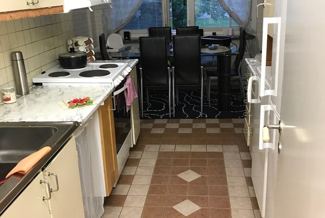 , Skärholmen - bild 1